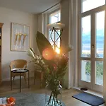 Villa Seeblick Warnemuende - Fewo Mit Meerblick Und Balkon Direkt Am Strand Fuer 2-4 Pers