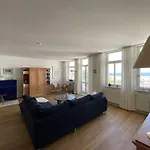 Villa Seeblick Warnemuende - Fewo Mit Meerblick Und Balkon Direkt Am Strand Fuer 2-4 Pers