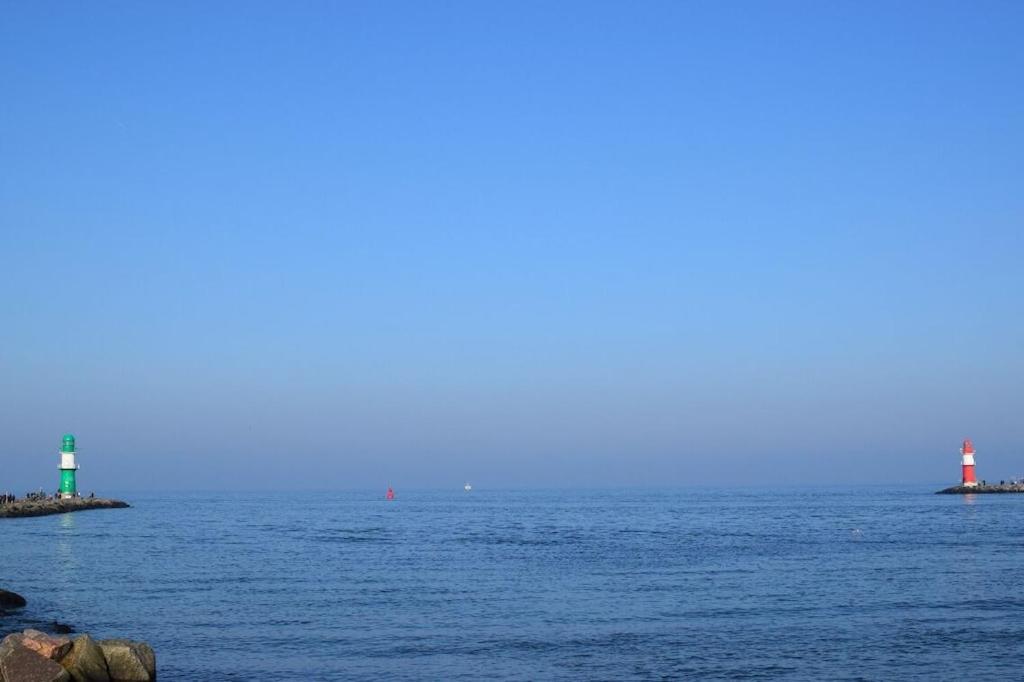 Seeblick Warnemuende - Mit Meerblick Und Balkon Direkt Am Fuer 2-4 Pers Apartment